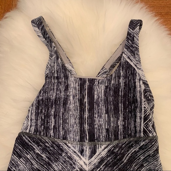 Lululemon Crossback Tank - Picture 4 of 8